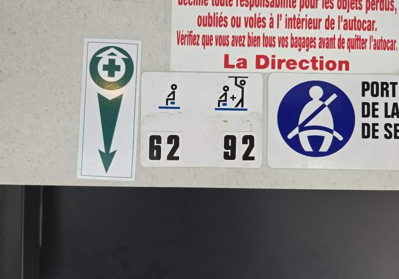 Irisbus AXER / SPROWADZONY/ 62 MIEJSCA + 30 STOJĄCYCH - Forstæder bus: billede 2 Irisbus AXER / SPROWADZONY/ 62 MIEJSCA + 30 STOJĄCYCH - Forstæder bus: billede 2