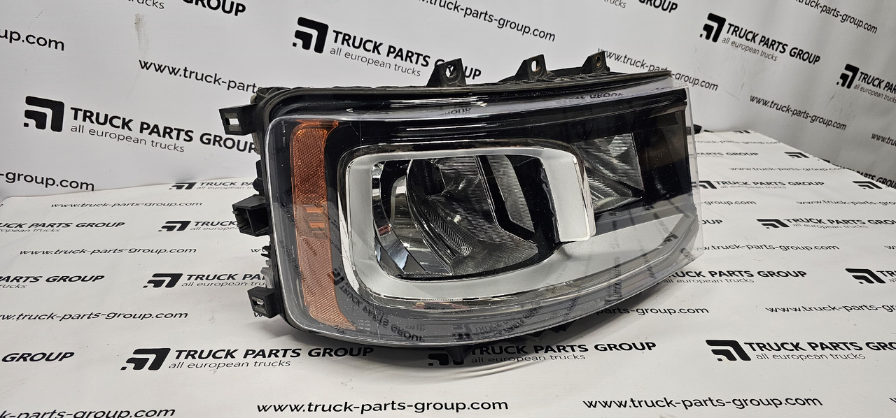 SCANIA Scania headlight S line EURO 6, lamps 2674390, 2379882, 2655848, 2674391, 2379886, 2655849, 2674392, 2674412, 2338121, 2338122, 2338273, 2338275, 2338281, 2338282, 2311420, 2295953, 2529168, 2346372, - Forlygte for Lastbil: billede 1 SCANIA Scania headlight S line EURO 6, lamps 2674390, 2379882, 2655848, 2674391, 2379886, 2655849, 2674392, 2674412, 2338121, 2338122, 2338273, 2338275, 2338281, 2338282, 2311420, 2295953, 2529168, 2346372, - Forlygte for Lastbil: billede 1