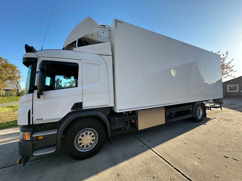 Scania P280 / NL TRUCK / EURO 6 / FULL AIR / CARRIER SUPRA 1250 / TOPCONDITION / LIFT+DOORS - Kølevogn lastbil: billede 4 Scania P280 / NL TRUCK / EURO 6 / FULL AIR / CARRIER SUPRA 1250 / TOPCONDITION / LIFT+DOORS - Kølevogn lastbil: billede 4