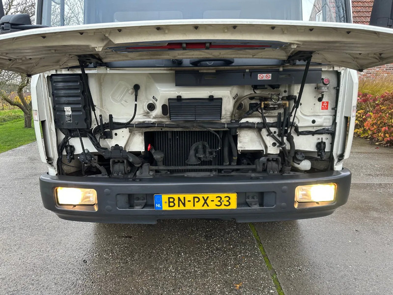 Volvo FL 612 180 / 12T / NL TRUCK / EURO3 / ANALOG / MANUAL / LEAF SPRING / BOX+LIFT / LOW KM - Lastbil varevogn: billede 3 Volvo FL 612 180 / 12T / NL TRUCK / EURO3 / ANALOG / MANUAL / LEAF SPRING / BOX+LIFT / LOW KM - Lastbil varevogn: billede 3