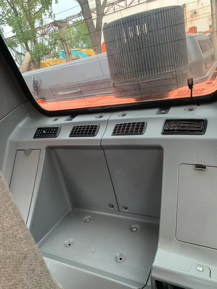 DOOSAN DX300LC - Bæltegravemaskine: billede 3 DOOSAN DX300LC - Bæltegravemaskine: billede 3