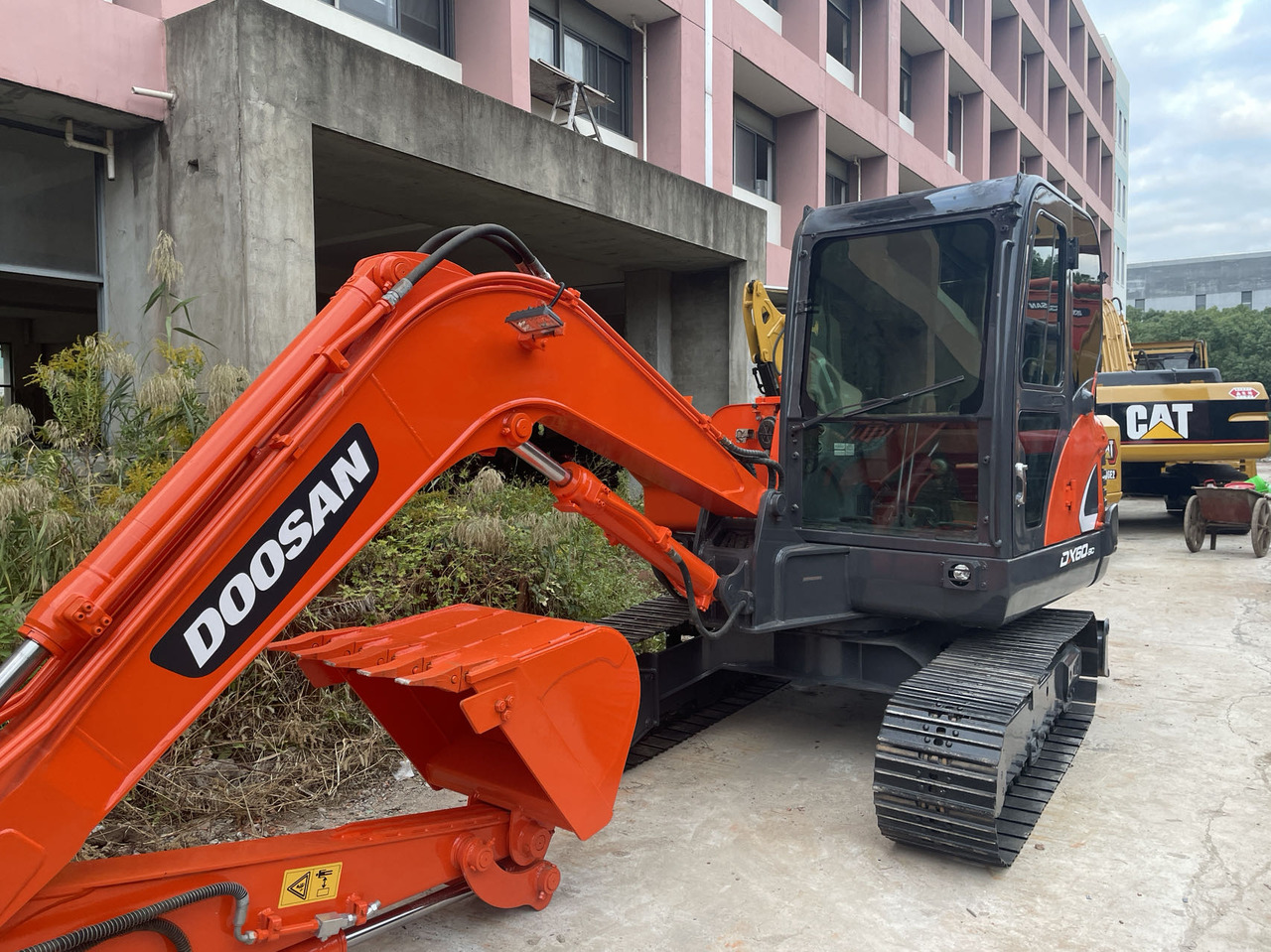 DOOSAN DX60-9C - Bæltegravemaskine: billede 4 DOOSAN DX60-9C - Bæltegravemaskine: billede 4