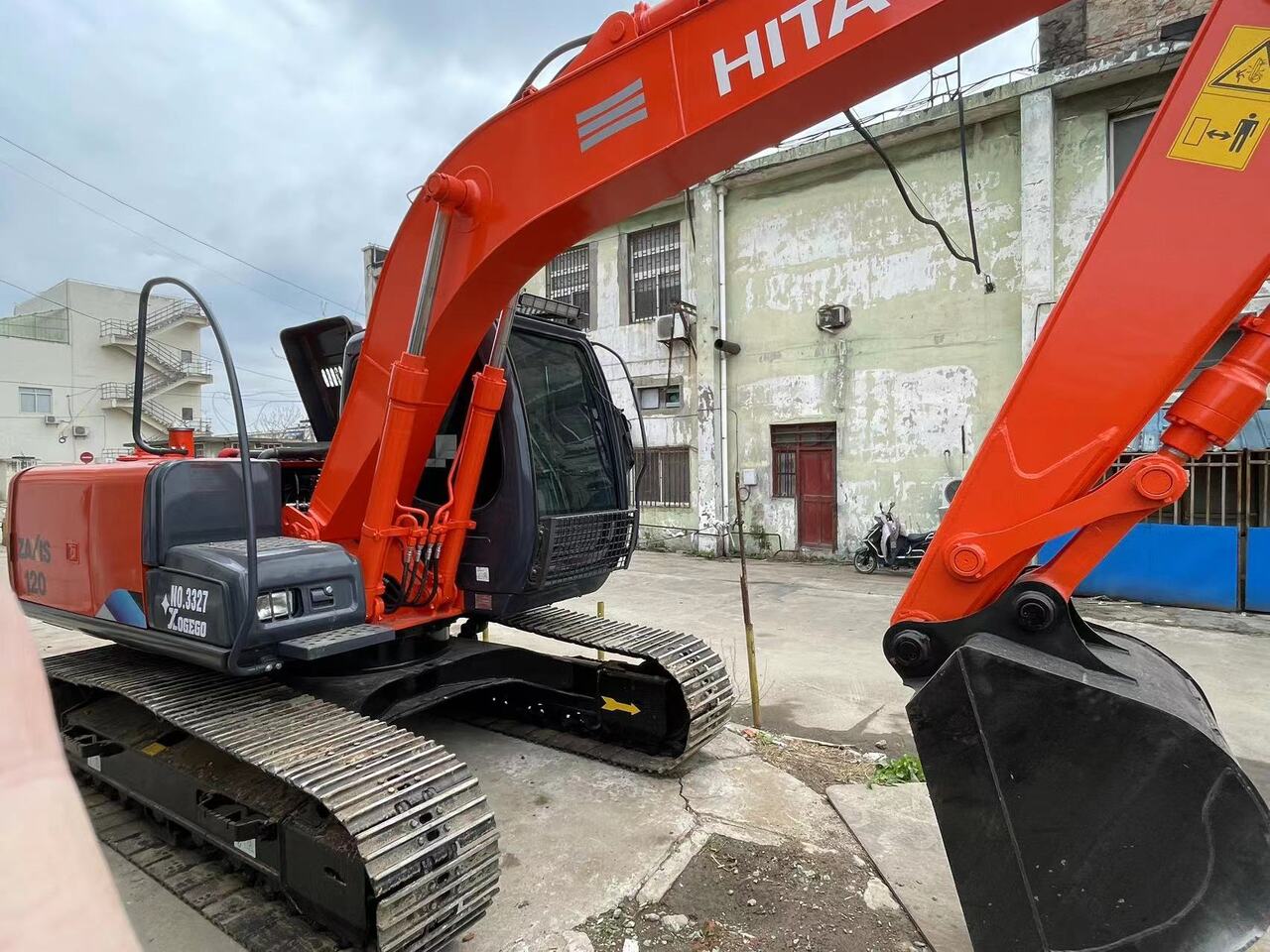 HITACHI zaxis120 - Bæltegravemaskine: billede 1 HITACHI zaxis120 - Bæltegravemaskine: billede 1