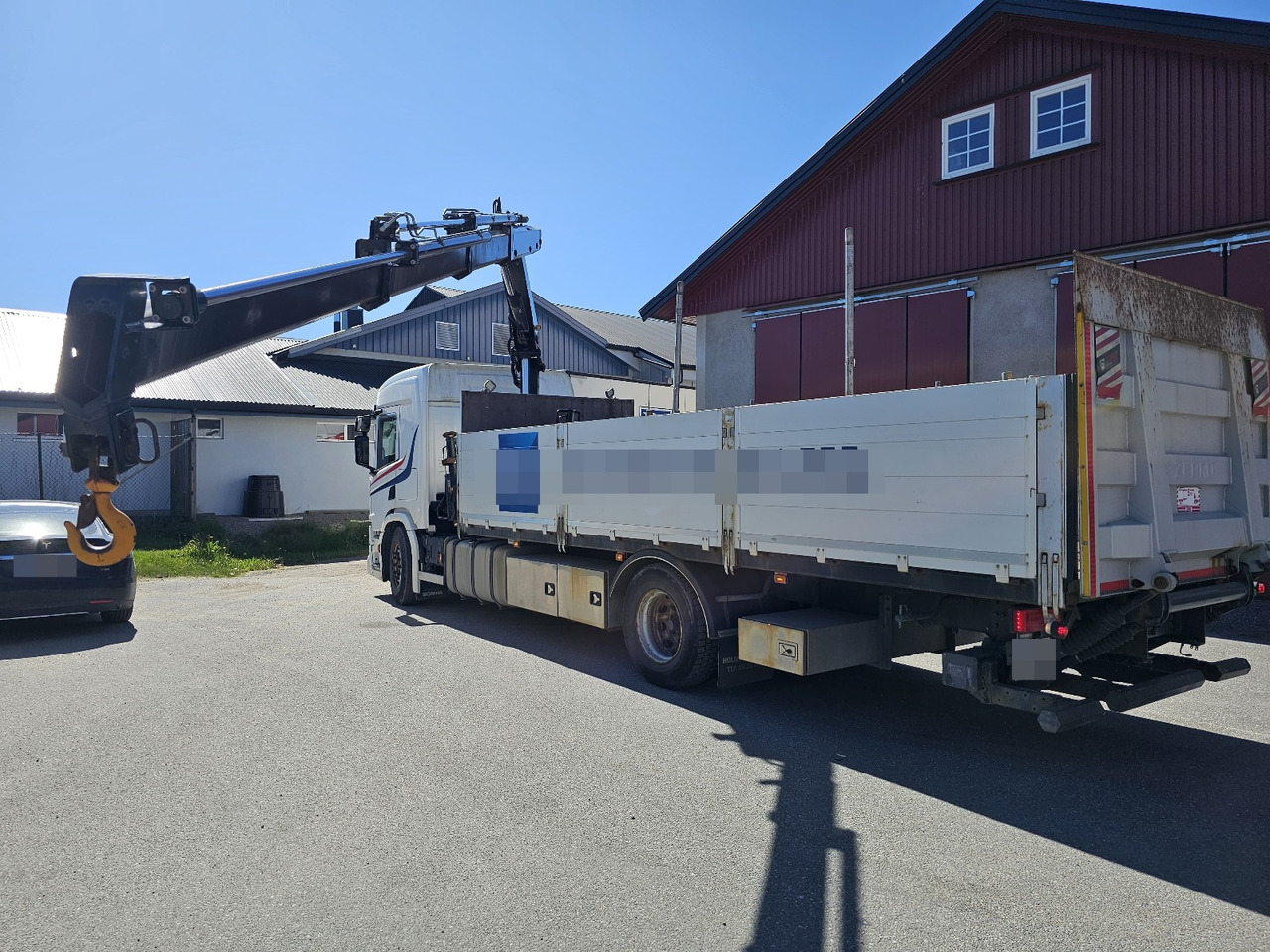 Scania P320 - Lastbil med lad, Lastbil med kran: billede 4 Scania P320 - Lastbil med lad, Lastbil med kran: billede 4