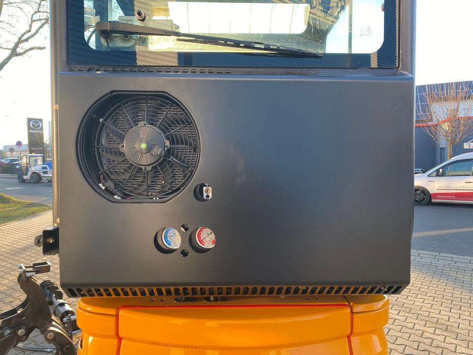 Minigravemaskine Minibagger BK2000NKSR inkl. Zubehörpaket *INKL.19% MWST*BERGER KRAUS*KUBOTA* KLIMA*SCHWENKARM*VERSTELLFAHRWERK*: billede 20 Minigravemaskine Minibagger BK2000NKSR inkl. Zubehörpaket *INKL.19% MWST*BERGER KRAUS*KUBOTA* KLIMA*SCHWENKARM*VERSTELLFAHRWERK*: billede 20