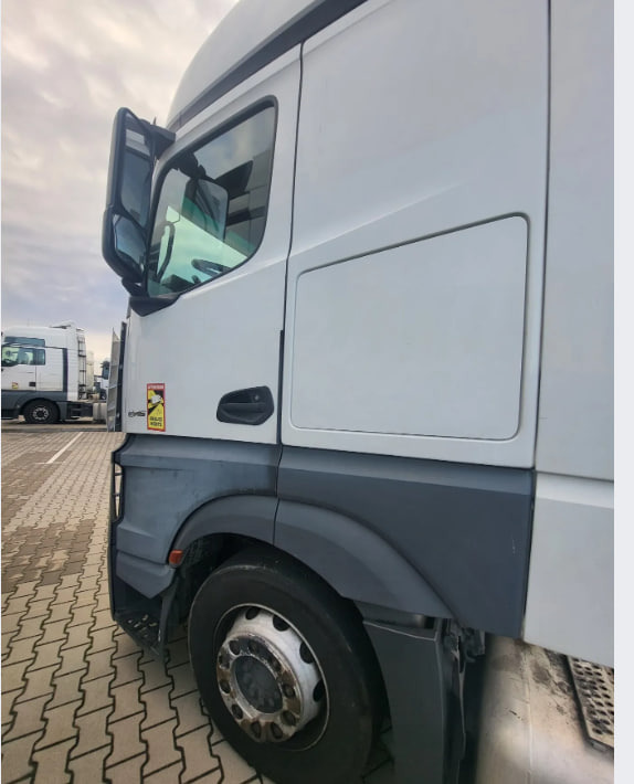 Mercedes-Benz ACTROS 1845 mega WDF - Trækker: billede 3 Mercedes-Benz ACTROS 1845 mega WDF - Trækker: billede 3