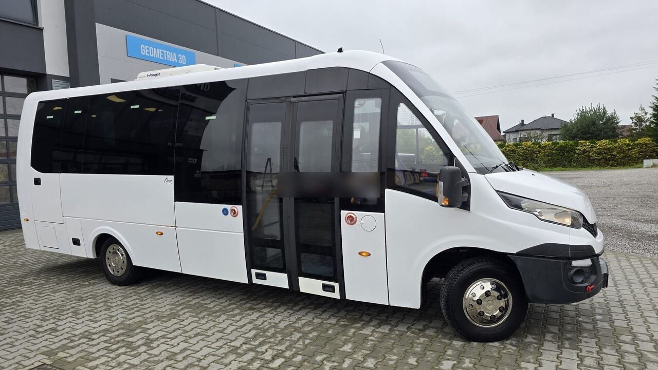 IVECO FIRST - AIRCO + WEBASTO + 29 PLACE - EURO VI - Bybus: billede 2 IVECO FIRST - AIRCO + WEBASTO + 29 PLACE - EURO VI - Bybus: billede 2