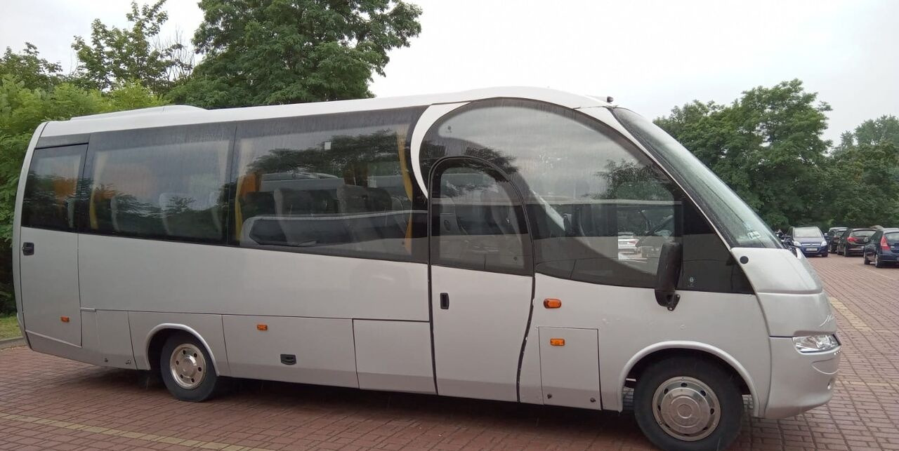Mercedes-Benz MAGO 2 / VARIO / BELUGA / XXL / 34 PLACE - Forstæder bus: billede 1 Mercedes-Benz MAGO 2 / VARIO / BELUGA / XXL / 34 PLACE - Forstæder bus: billede 1