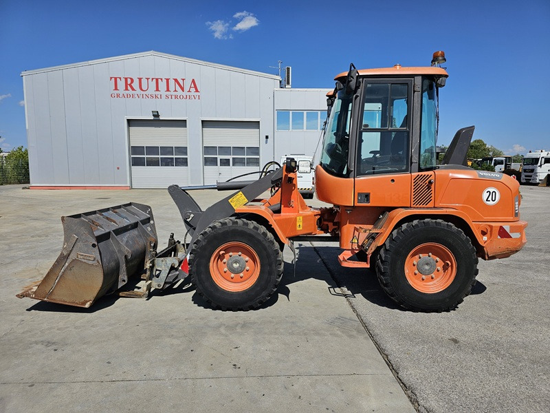 VOLVO L30G - Gummihjulslæsser: billede 2 VOLVO L30G - Gummihjulslæsser: billede 2