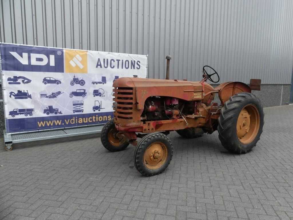 Massey Harris 30K - Traktor: billede 2 Massey Harris 30K - Traktor: billede 2