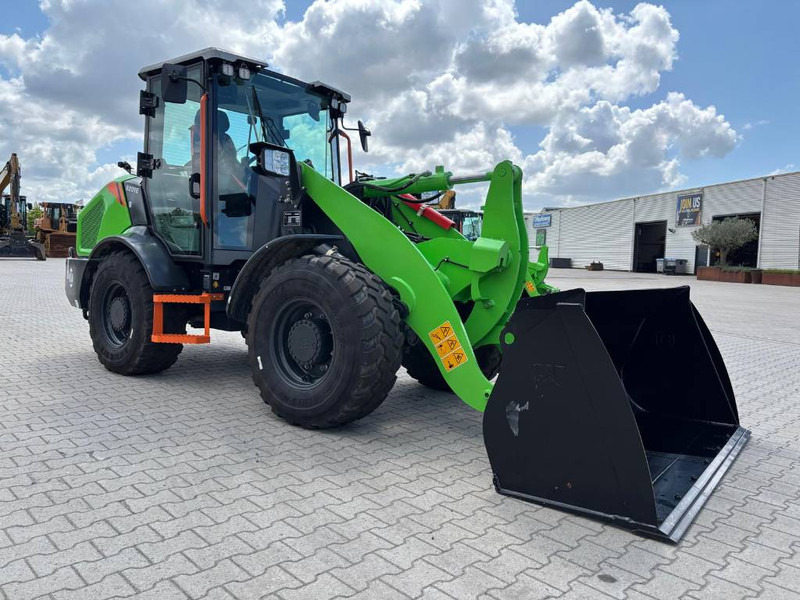 LIUGONG 820 TE Electric - Gummihjulslæsser: billede 2 LIUGONG 820 TE Electric - Gummihjulslæsser: billede 2