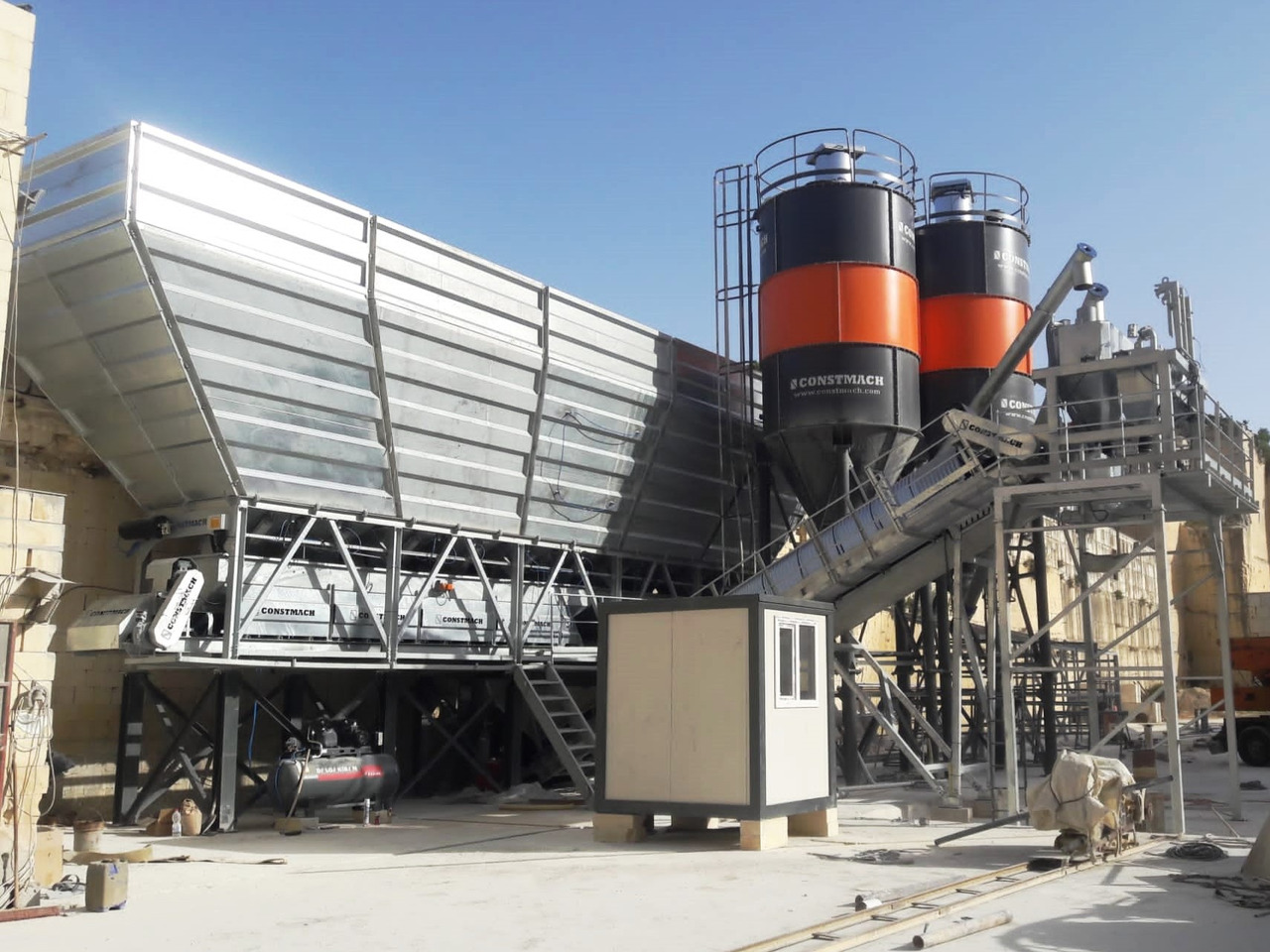 Constmach 100 m³/h Dry Type Concrete Batching Plant - Betonfabrik: billede 2 Constmach 100 m³/h Dry Type Concrete Batching Plant - Betonfabrik: billede 2