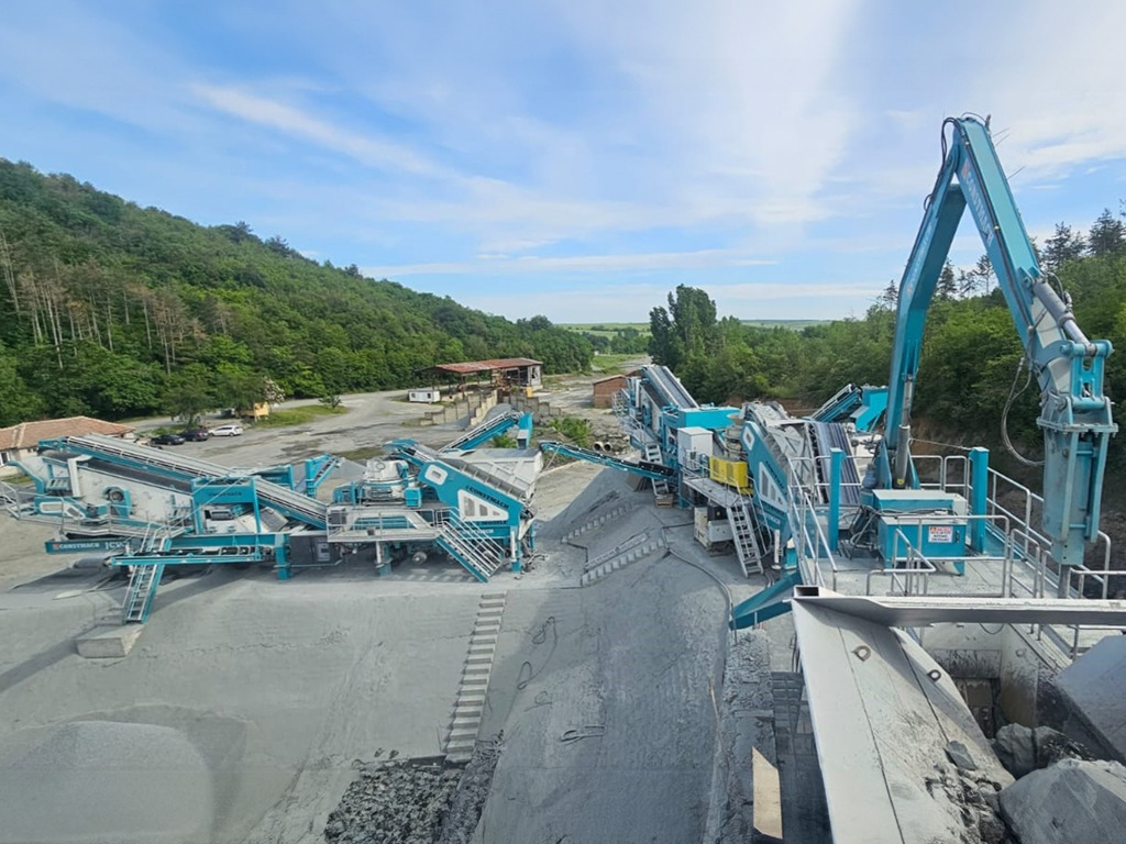 Constmach Station Mobile De Concassage À Percussion D'une Capacité De Production De 300 Tonnes - Mobil knuser: billede 1 Constmach Station Mobile De Concassage À Percussion D'une Capacité De Production De 300 Tonnes - Mobil knuser: billede 1