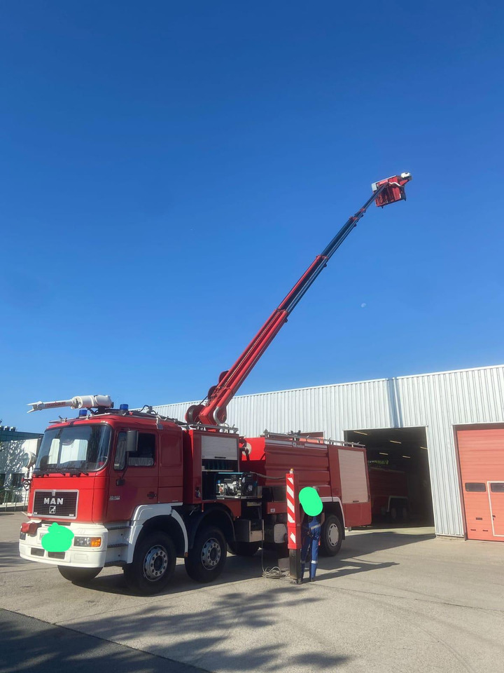 MAN 35.403 - Brandbil: billede 3 MAN 35.403 - Brandbil: billede 3