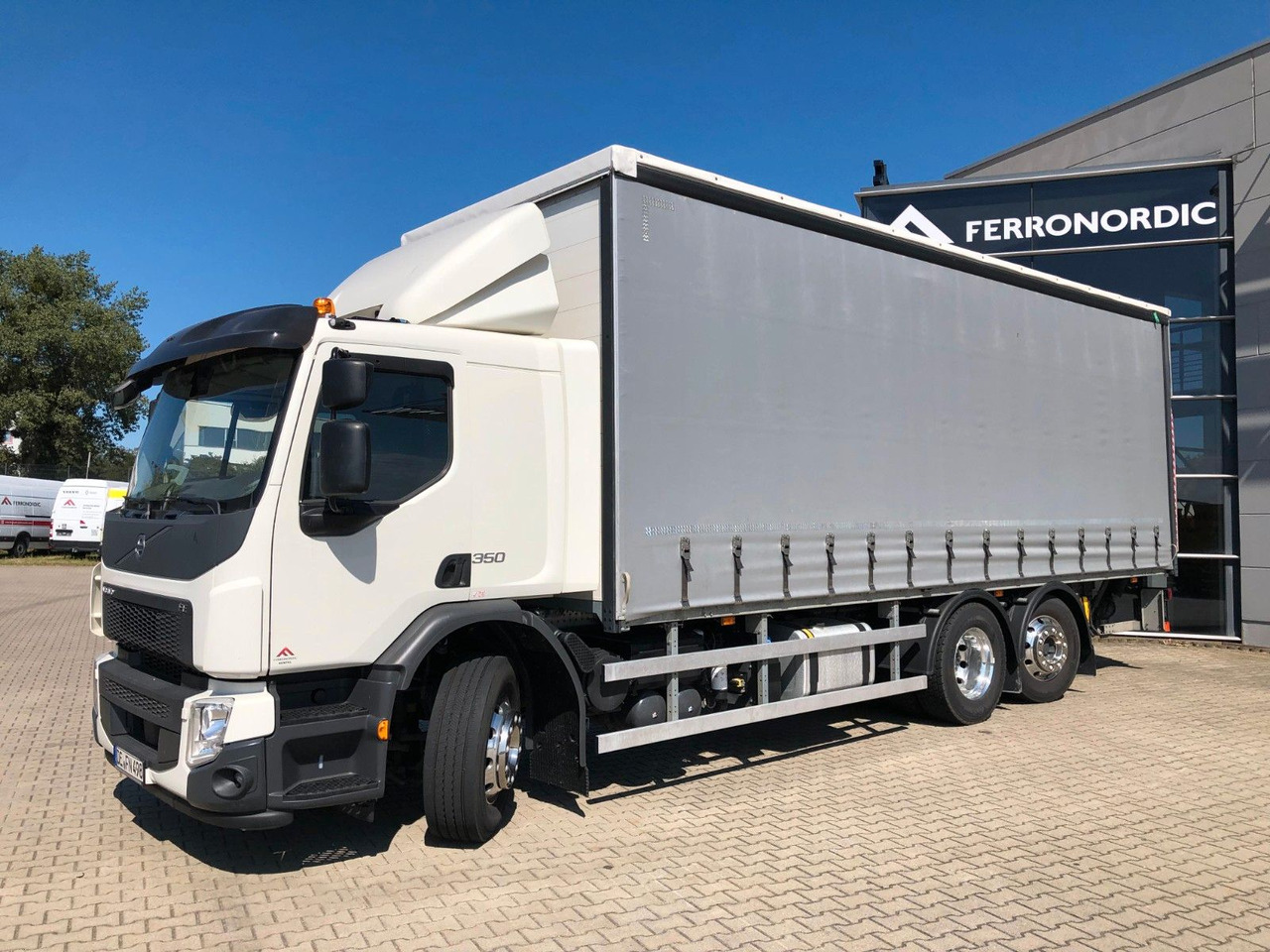 Volvo FE 350 6x2 Lenkachse*ALU*LBW*EDSCHA - Lastbil med presenning: billede 2 Volvo FE 350 6x2 Lenkachse*ALU*LBW*EDSCHA - Lastbil med presenning: billede 2