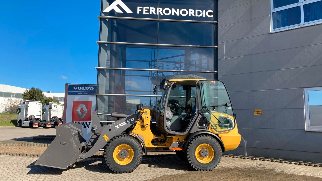 Volvo JL25H Electric *Auch Miete Volvo L25 Electric *Auch Miete*Neuzustand+22+14 kW - Gummihjulslæsser: billede 3 Volvo JL25H Electric *Auch Miete Volvo L25 Electric *Auch Miete*Neuzustand+22+14 kW - Gummihjulslæsser: billede 3
