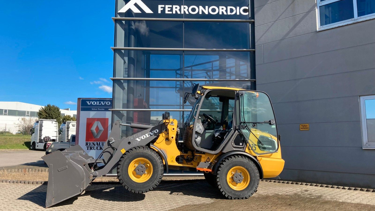Volvo JL25H Electric *Auch Miete Volvo L25 Electric *Auch Miete*Neuzustand+22+14 kW - Gummihjulslæsser: billede 4 Volvo JL25H Electric *Auch Miete Volvo L25 Electric *Auch Miete*Neuzustand+22+14 kW - Gummihjulslæsser: billede 4