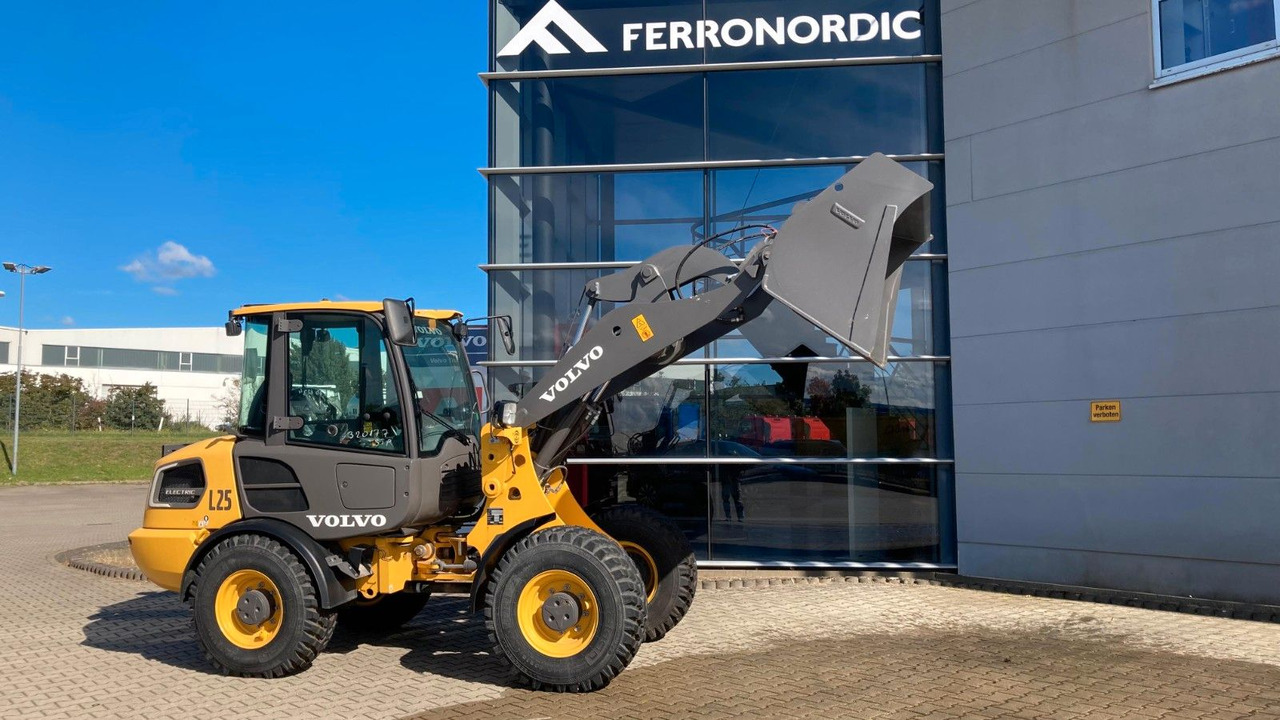 Volvo JL25H Electric *Auch Miete Volvo L25 Electric *Auch Miete*Neuzustand+22+14 kW - Gummihjulslæsser: billede 1 Volvo JL25H Electric *Auch Miete Volvo L25 Electric *Auch Miete*Neuzustand+22+14 kW - Gummihjulslæsser: billede 1