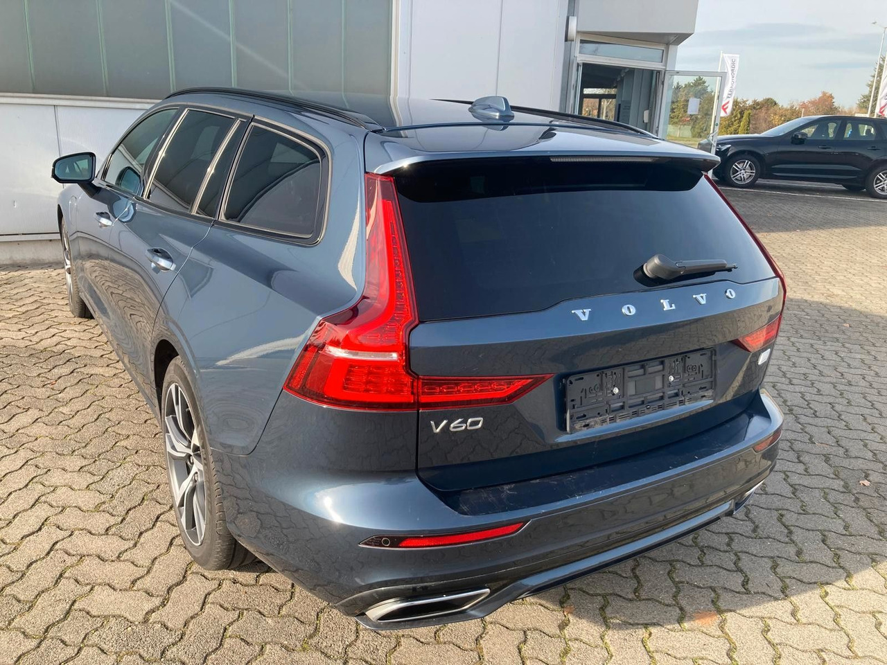 Volvo V60 T8 R Design Recharge Plug-In Hybrid AWD - Stationcar: billede 5 Volvo V60 T8 R Design Recharge Plug-In Hybrid AWD - Stationcar: billede 5