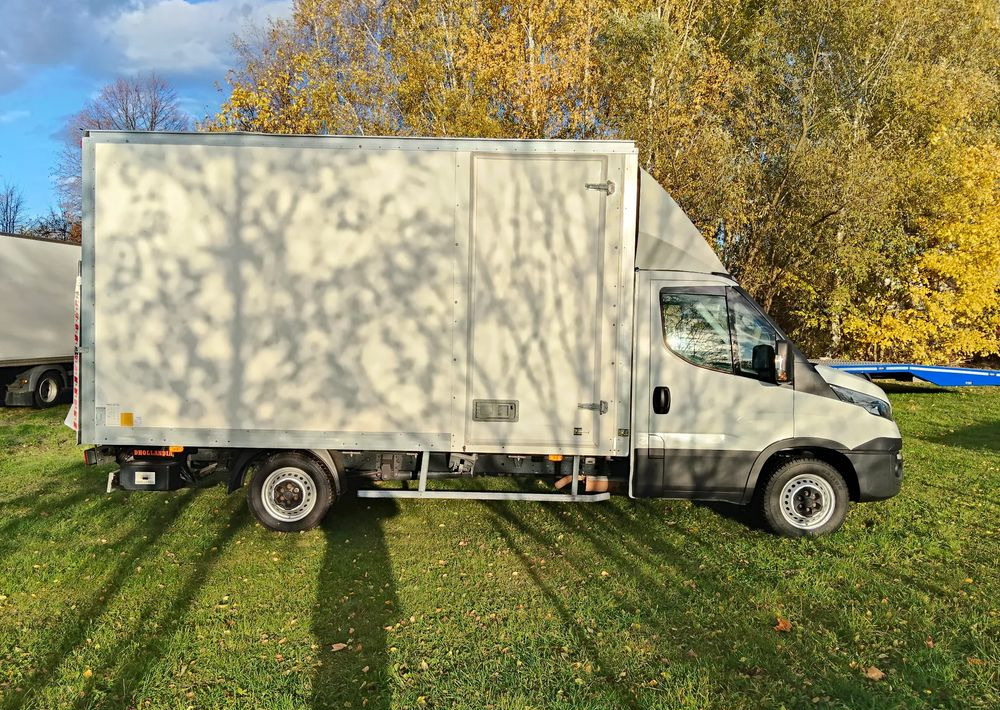 Iveco Daily 35S16 - Varebil med kasse: billede 4 Iveco Daily 35S16 - Varebil med kasse: billede 4