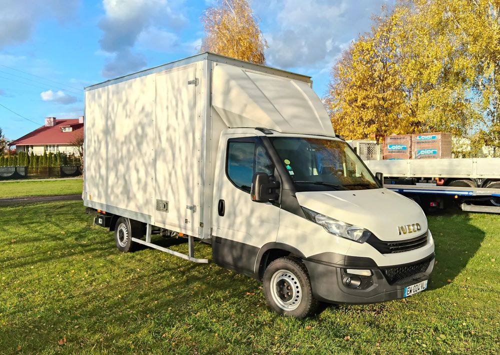 Iveco Daily 35S16 - Varebil med kasse: billede 1 Iveco Daily 35S16 - Varebil med kasse: billede 1