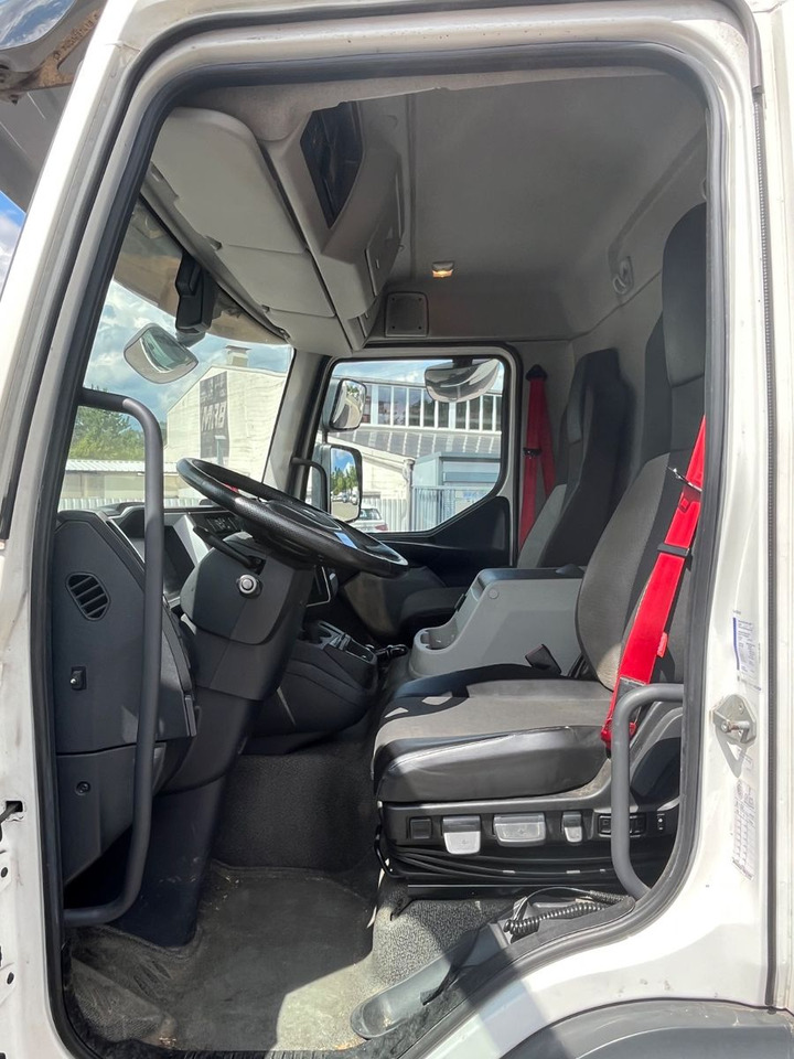 Varebil med kasse Renault D7.5 210 Kofferaufbau mit LBW: billede 8 Varebil med kasse Renault D7.5 210 Kofferaufbau mit LBW: billede 8