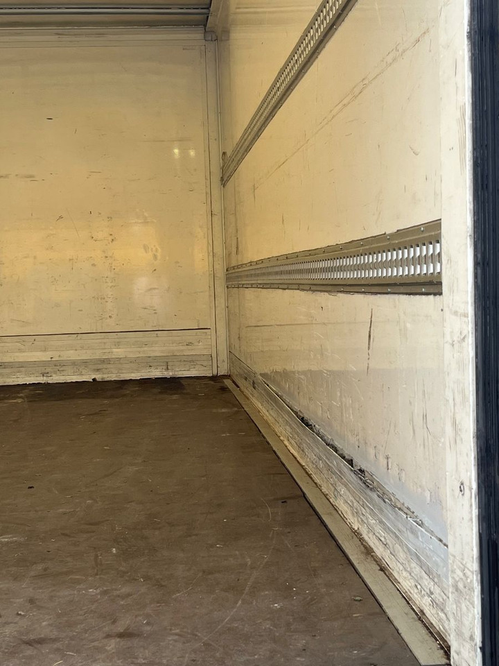 Varebil med kasse Renault D7.5 210 Kofferaufbau mit LBW: billede 15 Varebil med kasse Renault D7.5 210 Kofferaufbau mit LBW: billede 15