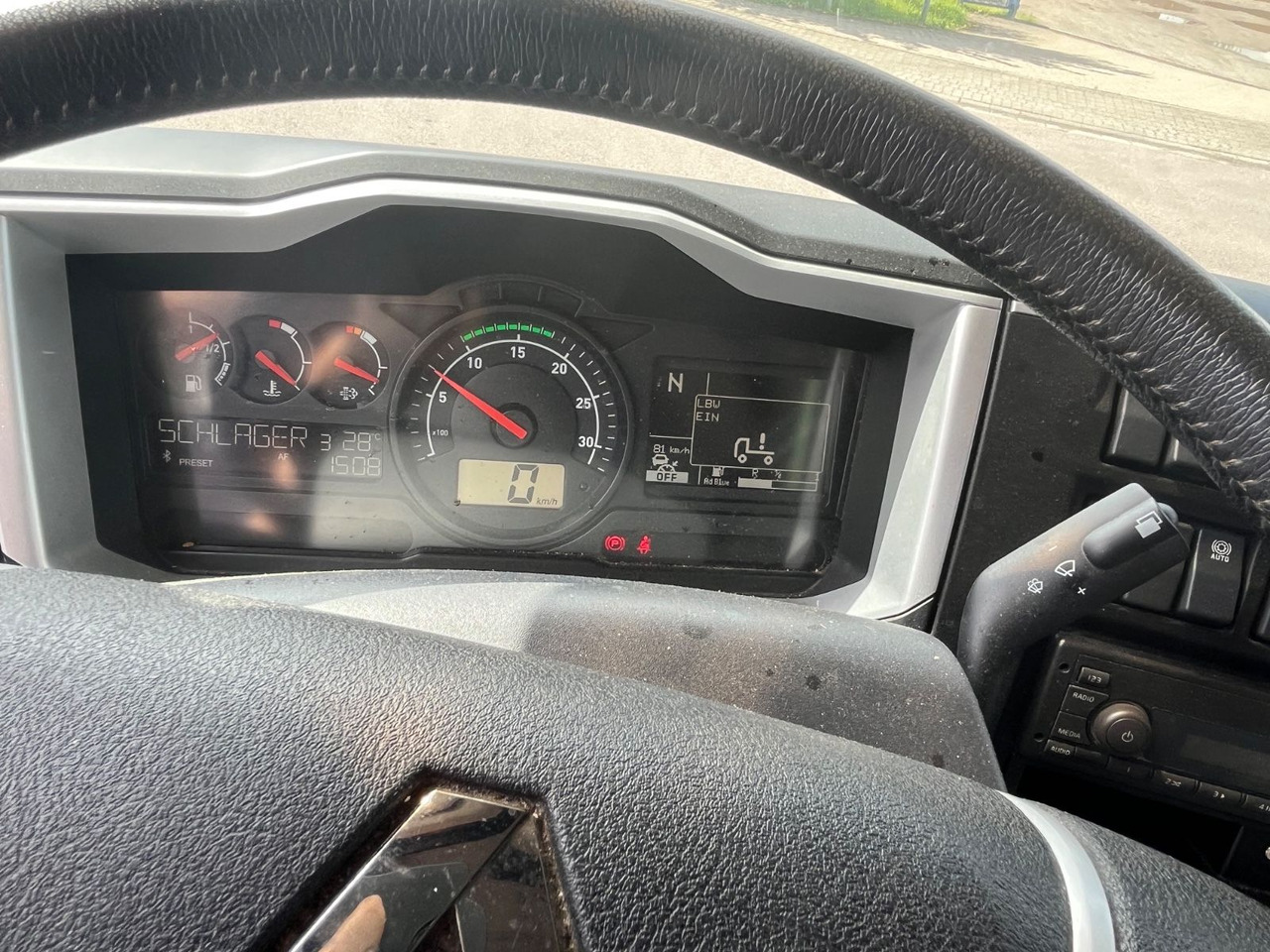 Varebil med kasse Renault D7.5 210 Kofferaufbau mit LBW: billede 9 Varebil med kasse Renault D7.5 210 Kofferaufbau mit LBW: billede 9