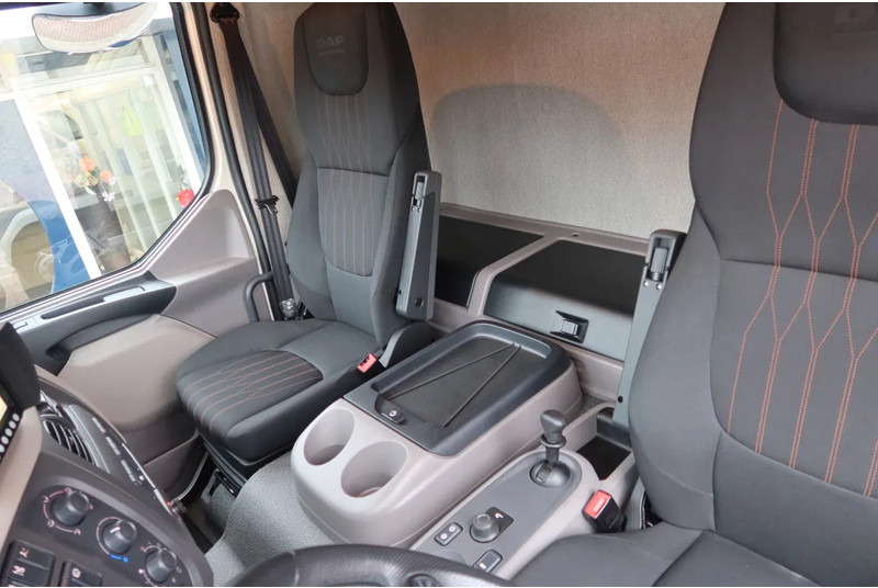 DAF LF 210 Bakwagen+ Dhollandia 1500 kg Comfort cabine - Lastbil varevogn: billede 5 DAF LF 210 Bakwagen+ Dhollandia 1500 kg Comfort cabine - Lastbil varevogn: billede 5