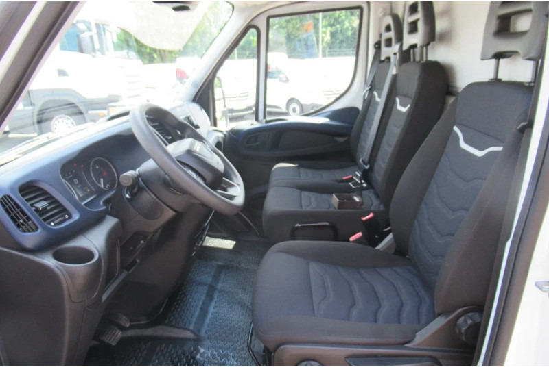 Iveco Daily 35C16 Bak+Klep Automaat - Varebil med kasse: billede 5 Iveco Daily 35C16 Bak+Klep Automaat - Varebil med kasse: billede 5