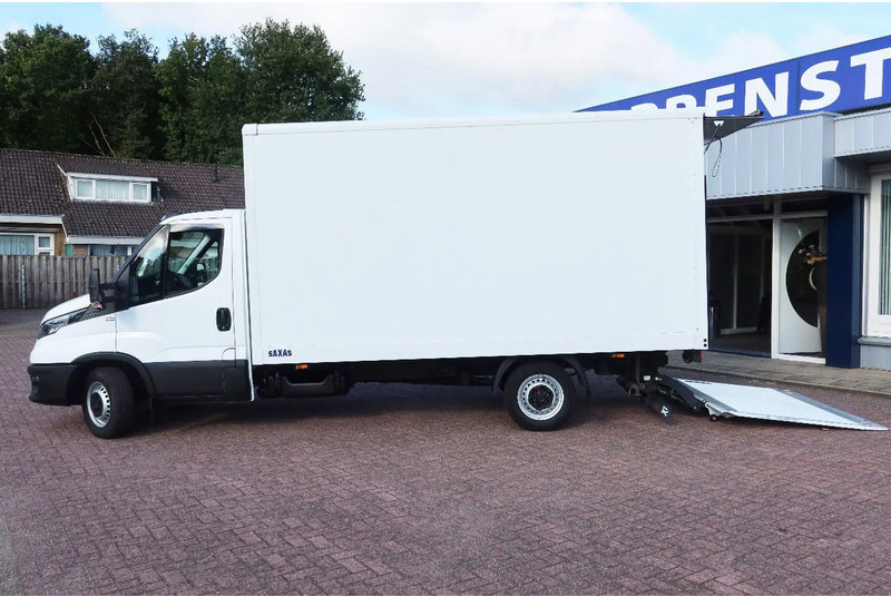 Iveco Daily 35S16 Bakwagen + Laadklep 750kg - Varebil med kasse: billede 2 Iveco Daily 35S16 Bakwagen + Laadklep 750kg - Varebil med kasse: billede 2