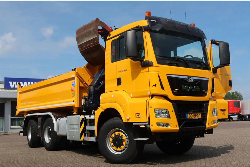 MAN TGS 33.420 2 Zijdige kipper + Kraan 6x6 Stuur as - Tipvogn lastbil, Lastbil med kran: billede 2 MAN TGS 33.420 2 Zijdige kipper + Kraan 6x6 Stuur as - Tipvogn lastbil, Lastbil med kran: billede 2