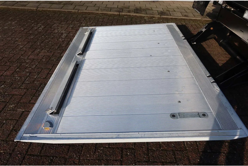 Lastbil varevogn Mitsubishi Canter 7 C 18 Bak + klep 1000KG Euro 6: billede 15