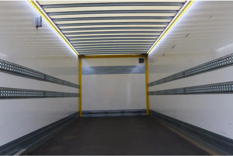 Scania P250 Bak+ Klep Dhollandia 1500 kg. Black line - Lastbil varevogn: billede 4 Scania P250 Bak+ Klep Dhollandia 1500 kg. Black line - Lastbil varevogn: billede 4