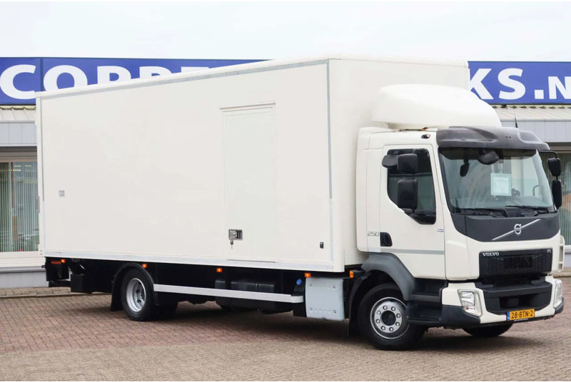 Volvo FL 250 Bak + Klep E6 - Lastbil varevogn: billede 2 Volvo FL 250 Bak + Klep E6 - Lastbil varevogn: billede 2