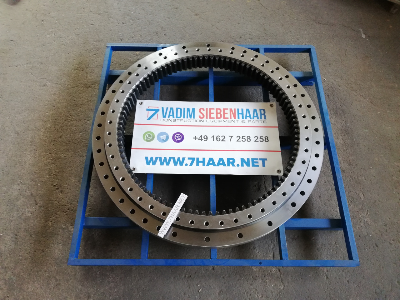Liebherr Slewring Drehkranz OPU Łożysko wieńcowe 933816501   Liebherr R 934 - Drejekrans for Gravemaskine: billede 1 Liebherr Slewring Drehkranz OPU Łożysko wieńcowe 933816501   Liebherr R 934 - Drejekrans for Gravemaskine: billede 1
