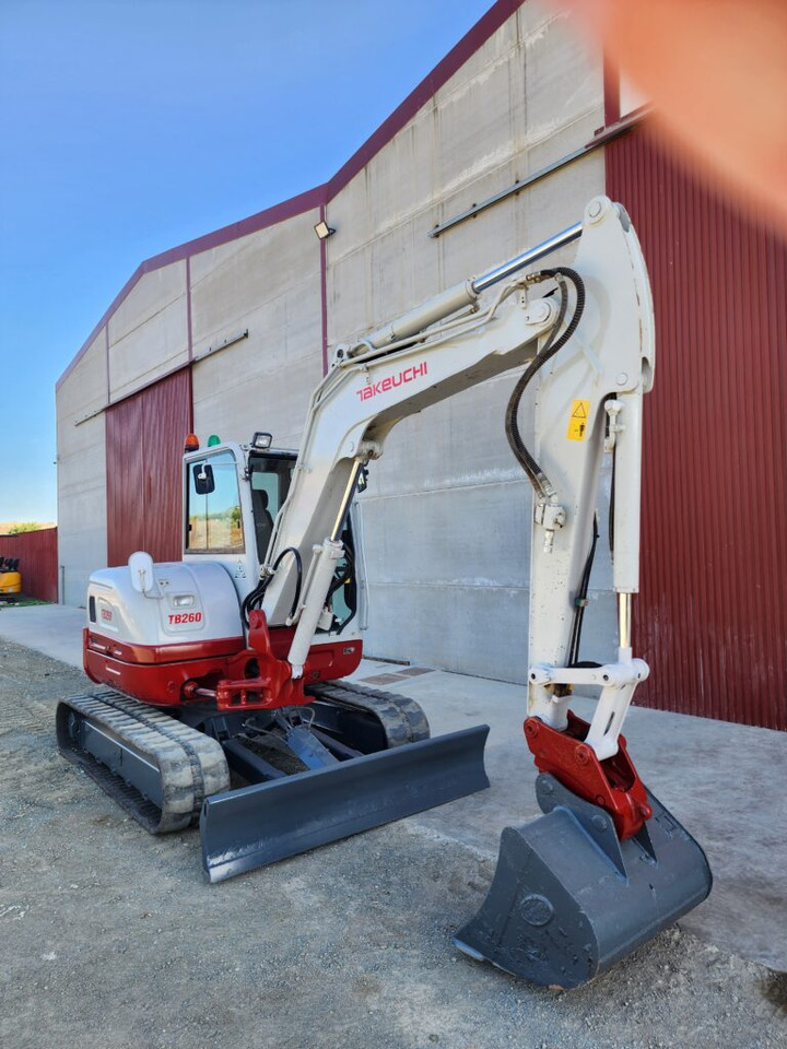 TAKEUCHI TB260 - Minigravemaskine: billede 5 TAKEUCHI TB260 - Minigravemaskine: billede 5