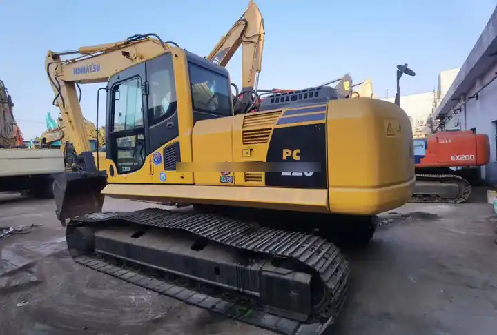 2022 model Komatsu 22 ton PC220-8 crawler digger PC200 Cheap used Original Japan PC220-8N crawler excavator original - Bæltegravemaskine: billede 3 2022 model Komatsu 22 ton PC220-8 crawler digger PC200 Cheap used Original Japan PC220-8N crawler excavator original - Bæltegravemaskine: billede 3