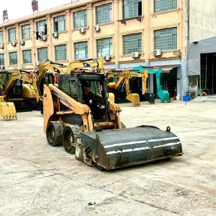 Construction Mini Equipment Case 420 Skid Steer Loader for Sale - Skridstyret minilæsser: billede 4 Construction Mini Equipment Case 420 Skid Steer Loader for Sale - Skridstyret minilæsser: billede 4