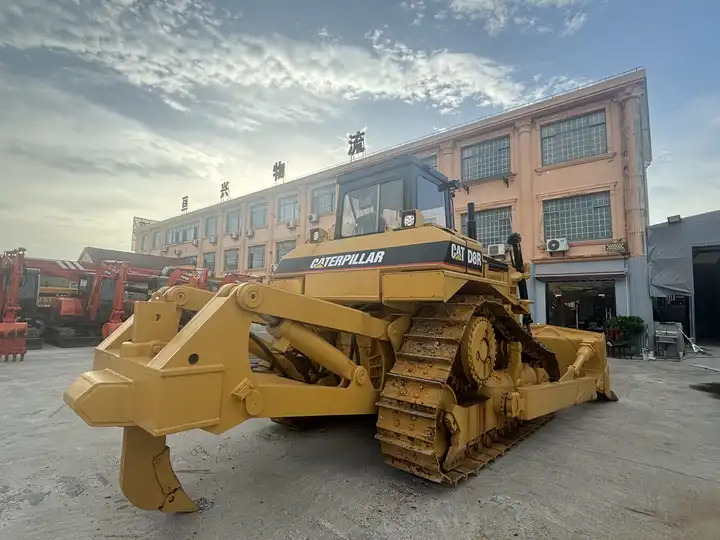 High Working Efficiency Used Bulldozer CatD8R Secondhand Caterpillar D8R Dozer on sale - Bulldozer: billede 2 High Working Efficiency Used Bulldozer CatD8R Secondhand Caterpillar D8R Dozer on sale - Bulldozer: billede 2