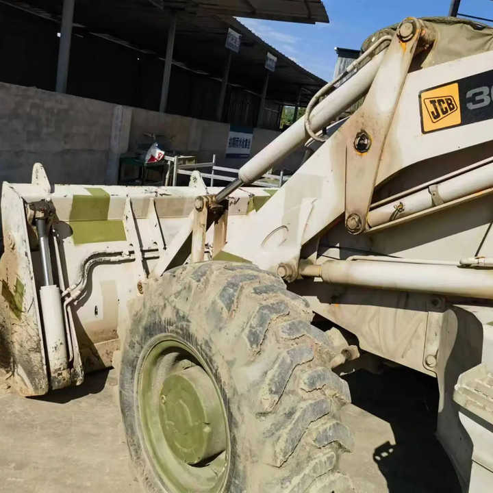 Hot sale Backhoe loader JCB 3CX 4*4 tlb loader UKmade, used cheap JCB 3CX retro loader and digger in good condition - Gravelæssemaskine: billede 1 Hot sale Backhoe loader JCB 3CX 4*4 tlb loader UKmade, used cheap JCB 3CX retro loader and digger in good condition - Gravelæssemaskine: billede 1