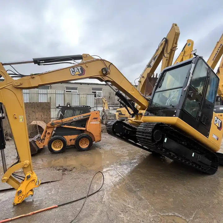 Japan CAT 306E 306E2 306D 305.5 307 308 excavator 95% new retro CAT 305.5 5.5tons with mini excavator bucket - Bæltegravemaskine: billede 1 Japan CAT 306E 306E2 306D 305.5 307 308 excavator 95% new retro CAT 305.5 5.5tons with mini excavator bucket - Bæltegravemaskine: billede 1