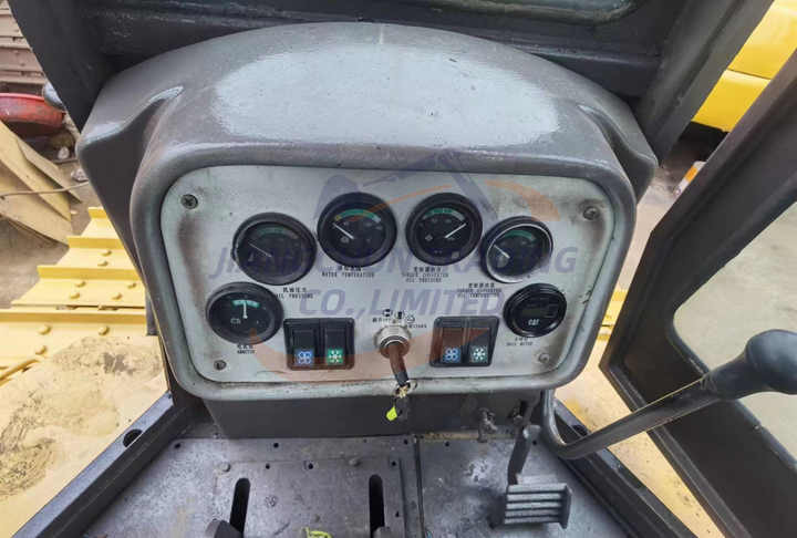 Japan Imported Caterpillar D7R Bulldozer Japan Original Cat D7G D7R D9n D8r Used Bulldozers - Bulldozer: billede 3 Japan Imported Caterpillar D7R Bulldozer Japan Original Cat D7G D7R D9n D8r Used Bulldozers - Bulldozer: billede 3