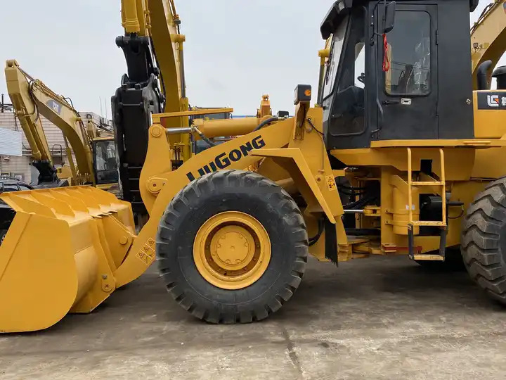 Second hand LiuGong wheel loader LG856 ,good condition chinese loader 856 wheel loader ,Liu gong Wheel Loader 856 Earth-moving - Gummihjulslæsser: billede 2 Second hand LiuGong wheel loader LG856 ,good condition chinese loader 856 wheel loader ,Liu gong Wheel Loader 856 Earth-moving - Gummihjulslæsser: billede 2