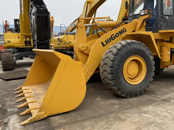 Second hand LiuGong wheel loader LG856 ,good condition chinese loader 856 wheel loader ,Liu gong Wheel Loader 856 Earth-moving - Gummihjulslæsser: billede 5 Second hand LiuGong wheel loader LG856 ,good condition chinese loader 856 wheel loader ,Liu gong Wheel Loader 856 Earth-moving - Gummihjulslæsser: billede 5