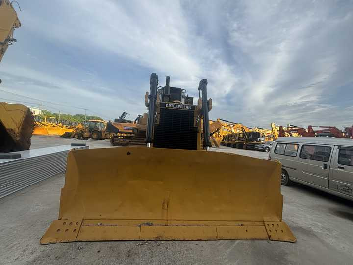 Used Caterpillar bulldozer CAT D8R on sale - Bulldozer: billede 2 Used Caterpillar bulldozer CAT D8R on sale - Bulldozer: billede 2