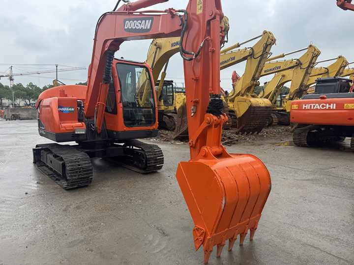 Used Excavator Doosan DX75-9C Second-hand Excavator Digger DX75-9C Compact Shovel Crawler Doosan 75 Excavator Doosan Dx75-9C - Bæltegravemaskine: billede 5 Used Excavator Doosan DX75-9C Second-hand Excavator Digger DX75-9C Compact Shovel Crawler Doosan 75 Excavator Doosan Dx75-9C - Bæltegravemaskine: billede 5