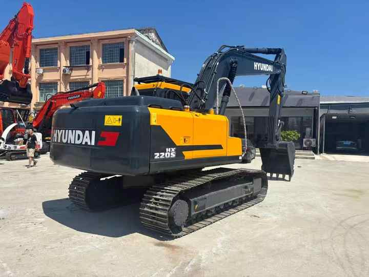 Used Korea Hyundai 220LC-9 22TON of Excavators in Good Condition Low Price Second-hand - Gravemaskine: billede 2 Used Korea Hyundai 220LC-9 22TON of Excavators in Good Condition Low Price Second-hand - Gravemaskine: billede 2