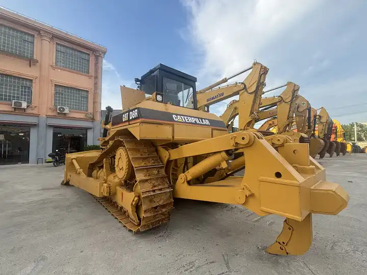 Used caterpillar bulldozer d8r for sale original used crawler bulldozer - Bulldozer: billede 4 Used caterpillar bulldozer d8r for sale original used crawler bulldozer - Bulldozer: billede 4