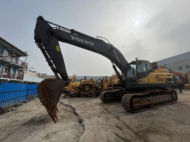 Used Volvo excavator EC 480DL in good condition for sale - Bæltegravemaskine: billede 4 Used Volvo excavator EC 480DL in good condition for sale - Bæltegravemaskine: billede 4